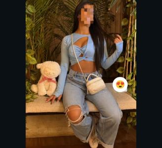 643553129: Chica busca chico en Sevilla