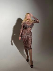 624983935: Chica busca chico en Barcelona