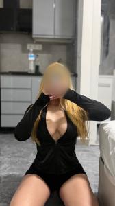 647950508: Chica busca chico en Málaga