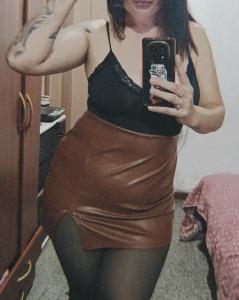 631285572: Chica busca chico en León