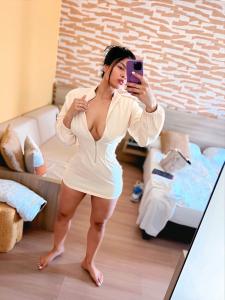 664569659: Chica busca chico en Mallorca