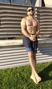 611289624: Chico busca chica en Madrid