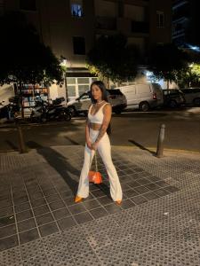 603989978: Chica busca chico en Valencia