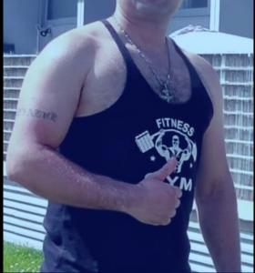 611289624: Chico busca chica en Madrid