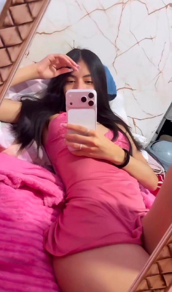 Chica busca chico en Cantabria: Chica busca chico