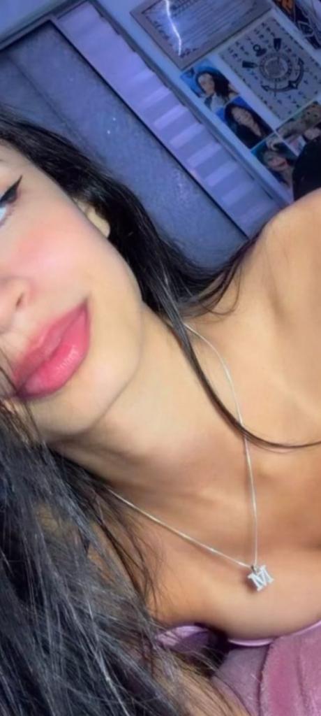 Chica busca chico en Cantabria: Chica busca chico