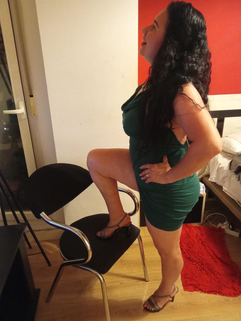 Chica busca chico en Jaén: 