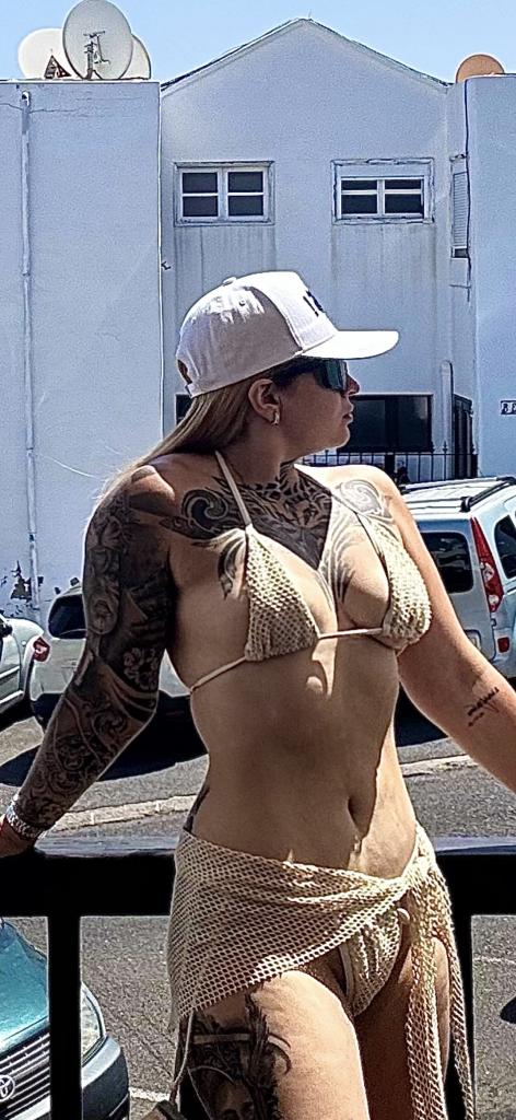 Chica busca chico en Almería: 