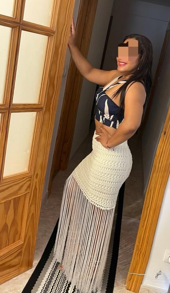 Chica busca chico en Granada: 