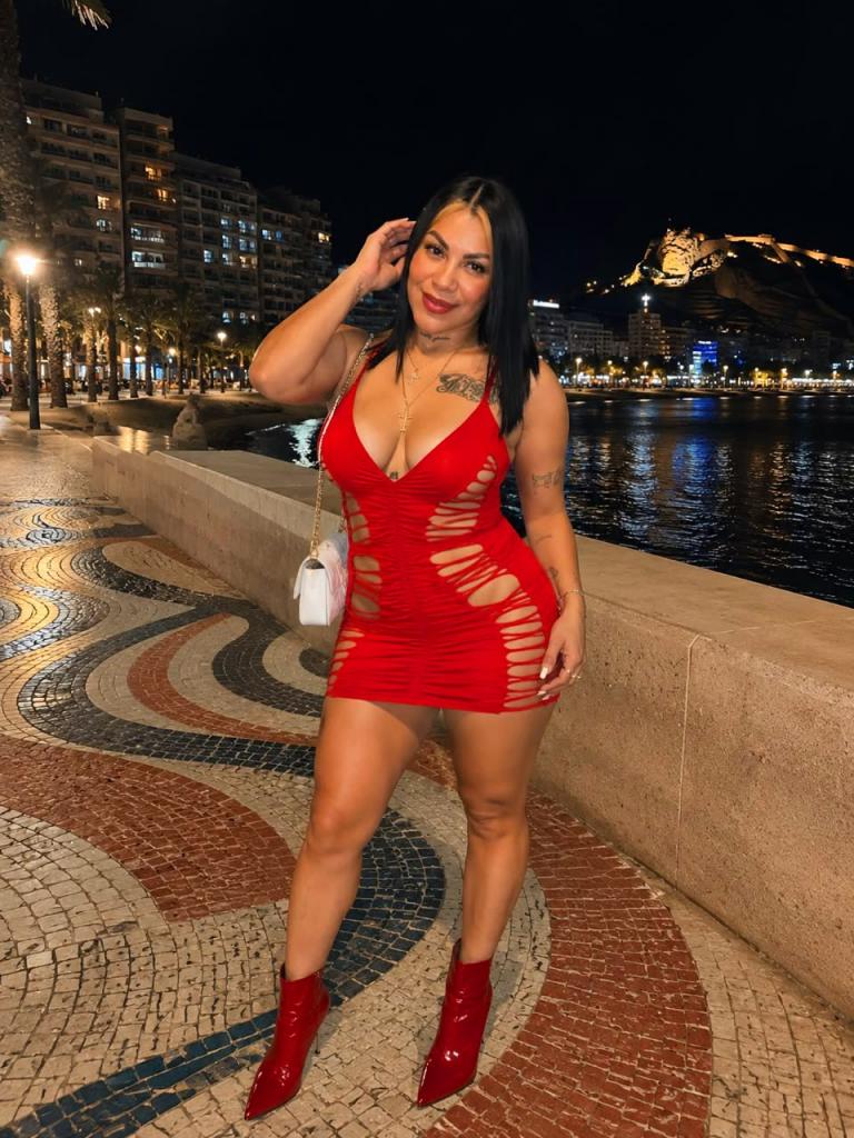 Chica busca chico en Alicante: 