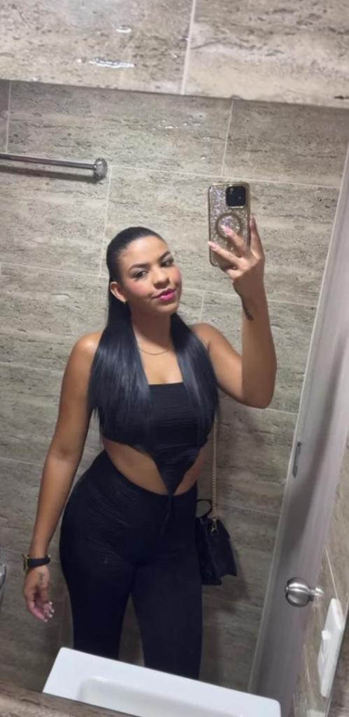 677164445: Chica busca chico en Valencia