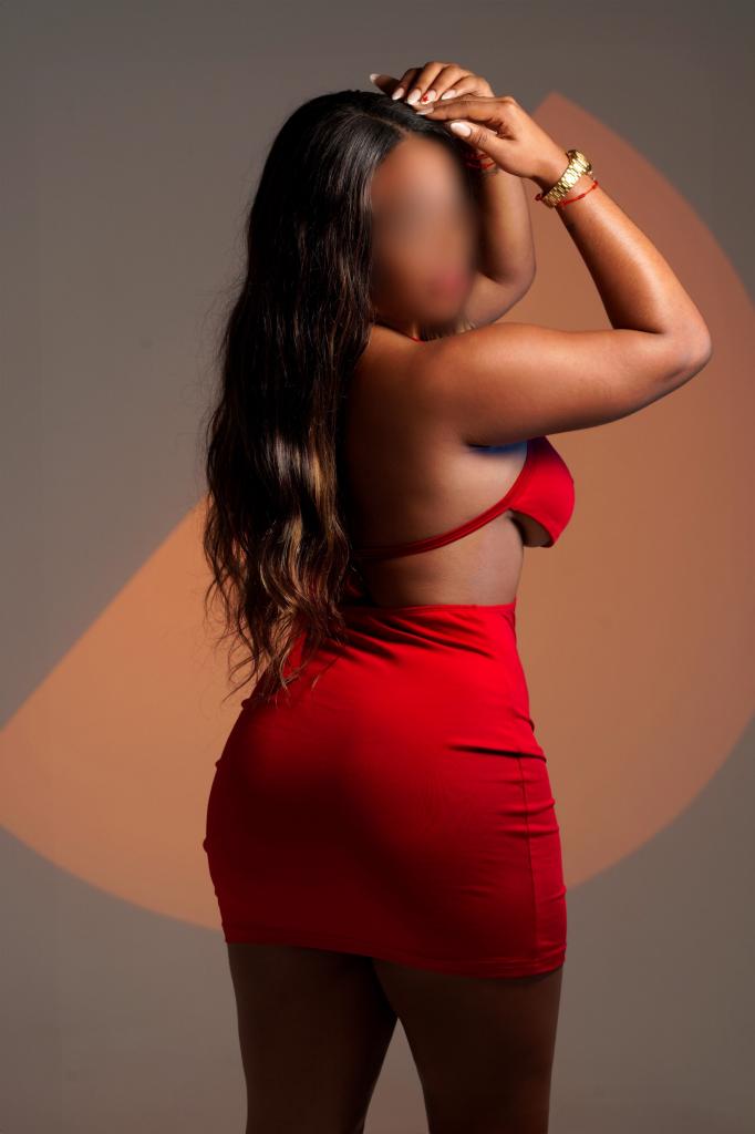Chica busca chico en Tenerife: 