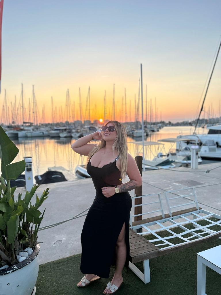 Chica busca chico en Alicante: 