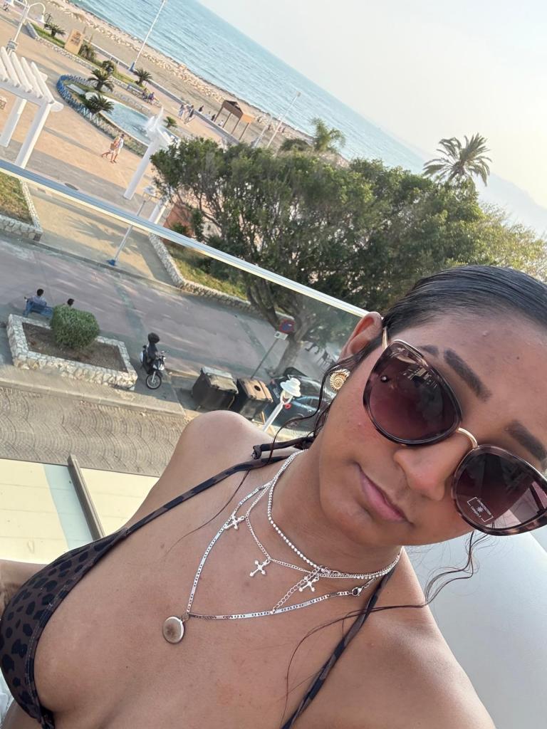 Chica busca chico en Granada: 