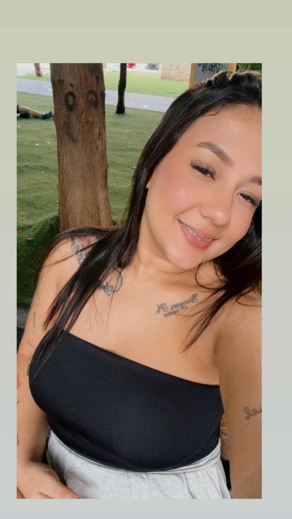 Chica busca chico en Sevilla: Chica busca chico