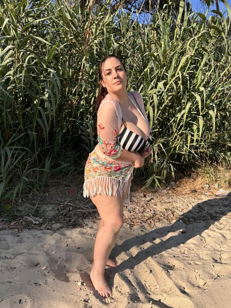 632457085: Chica busca chico en Cádiz