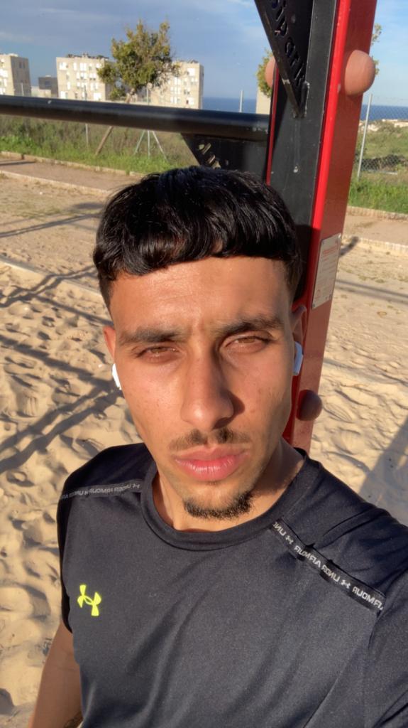 682237827: Chico busca chica en Málaga