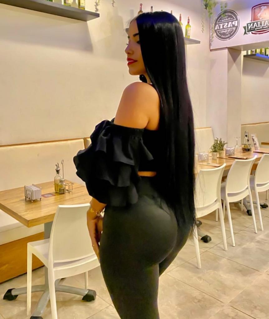Chica busca chico en Granada: 
