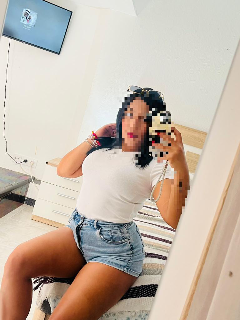 610720525: Chica busca chico en Huelva