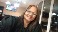611214295: Chica busca chico en Sevilla