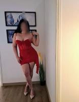 637739512: Chica busca chico en Barcelona