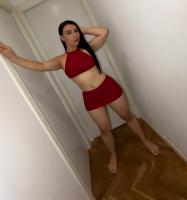 613755852: Chica busca chico en Madrid