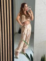 666357649: Chica busca chico en Sevilla