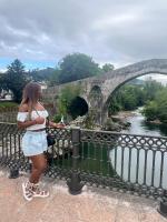 615452079: Chica busca chico en Cantabria