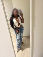637804570: Chica busca chico en Barcelona