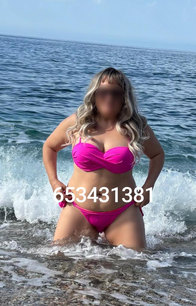 Chica busca chico en Almería: 