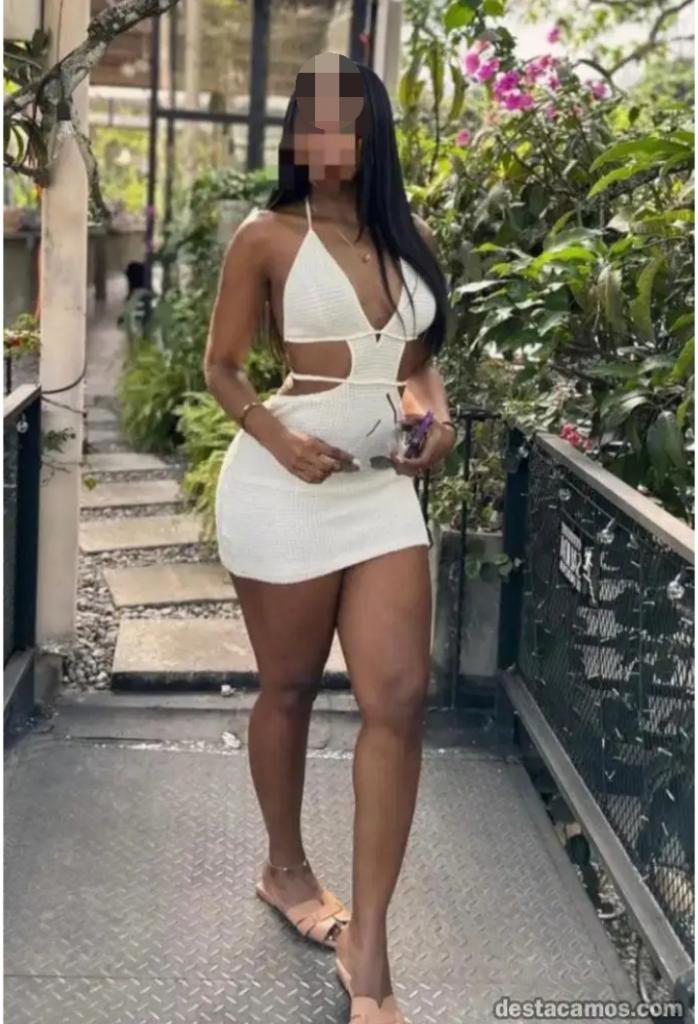 Chica busca chico en Menorca: 