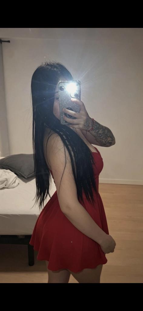 Chica busca chico en Almería: 