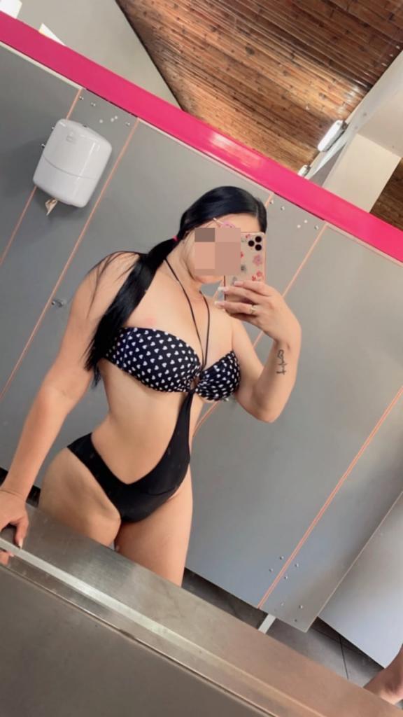 Chica busca chico en Tenerife: 