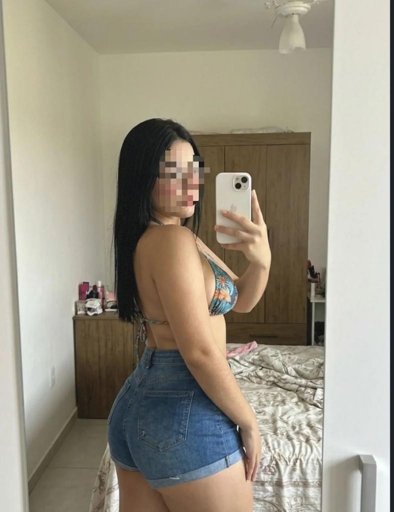 603915986: Chica busca chico en La Coruña