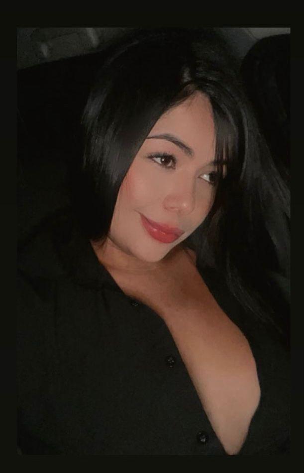642773617: Chica busca chico en Sevilla