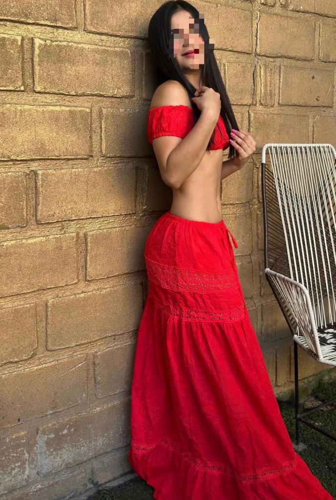 Chica busca chico en Tenerife: 