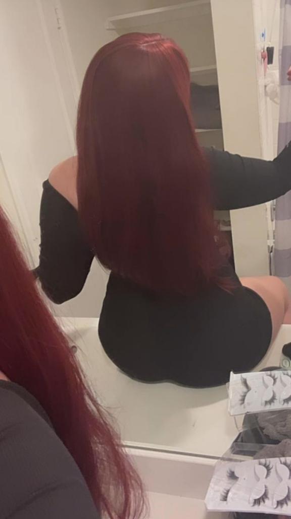 Chica busca chico en Sevilla: 