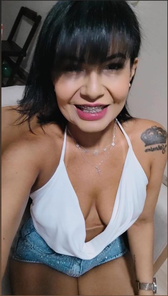 Chica busca chico en Pontevedra: 