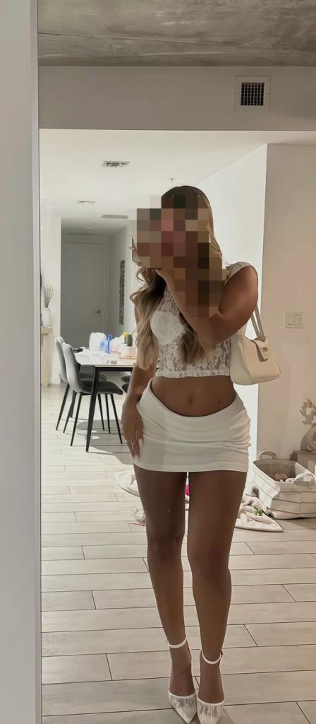 Chica busca chico en Cádiz: 
