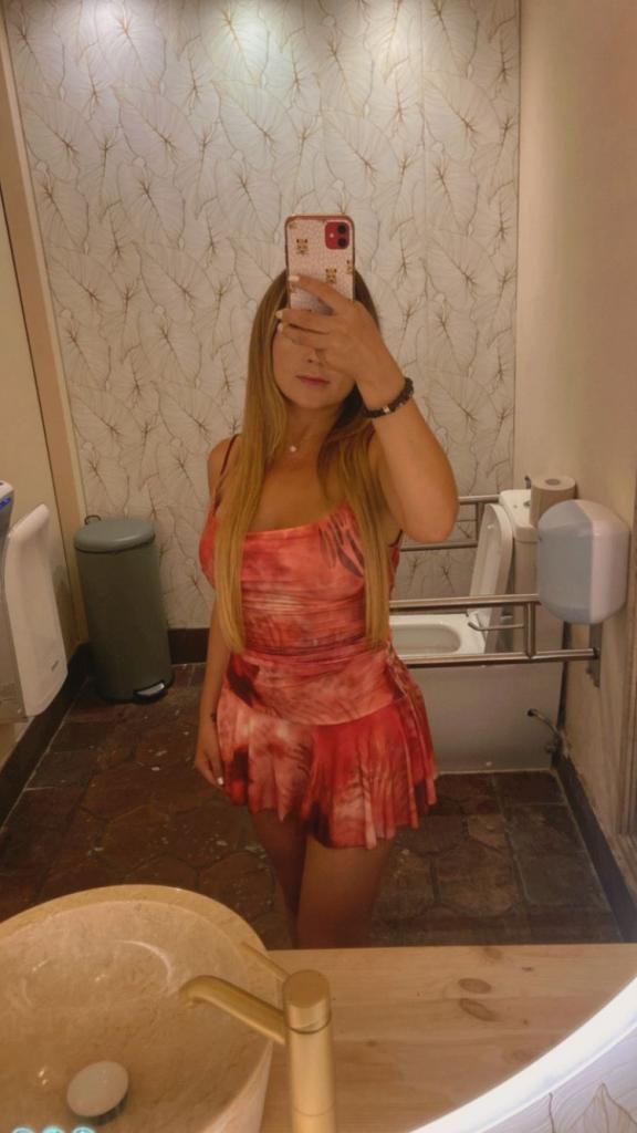 Chica busca chico en La Coruña: 