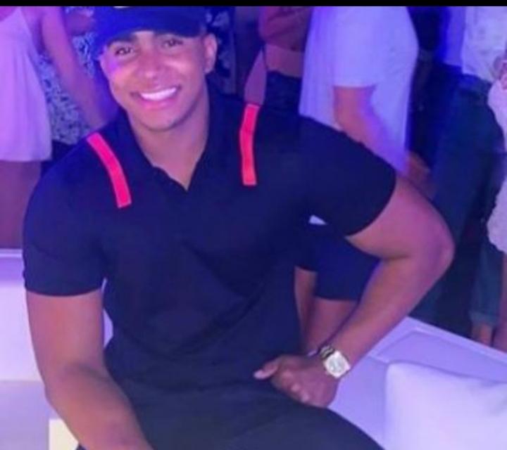 642301643: Chico busca chica en León
