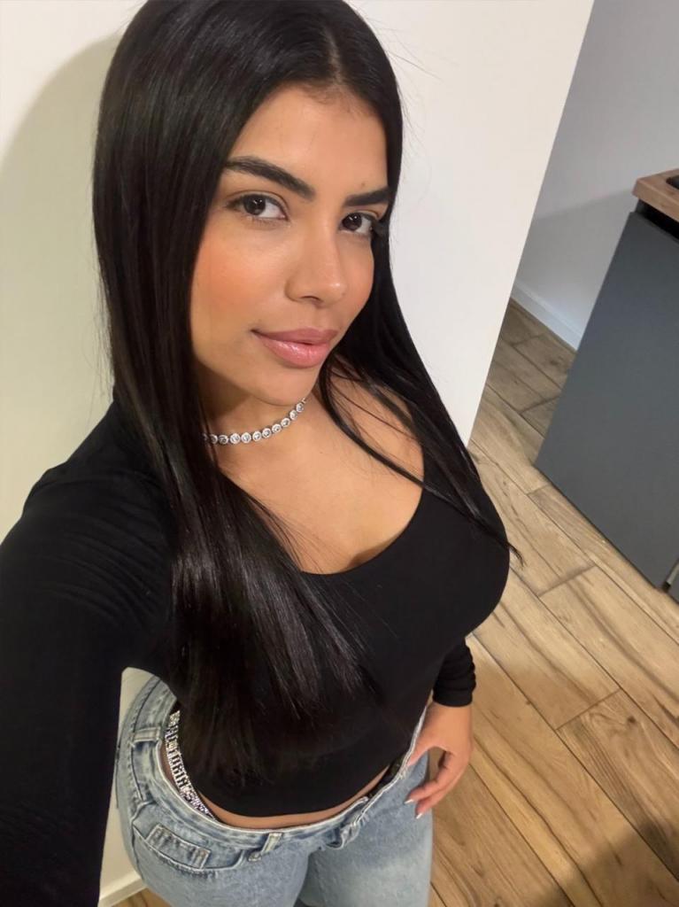 613211912: Chica busca chico en Guipúzcoa