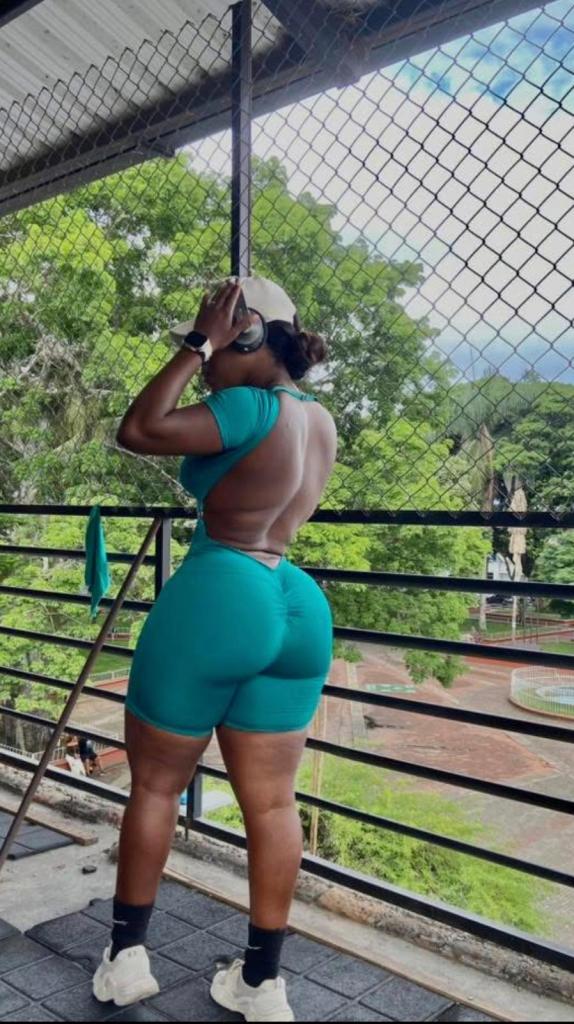 Chica busca chico en Burgos: 