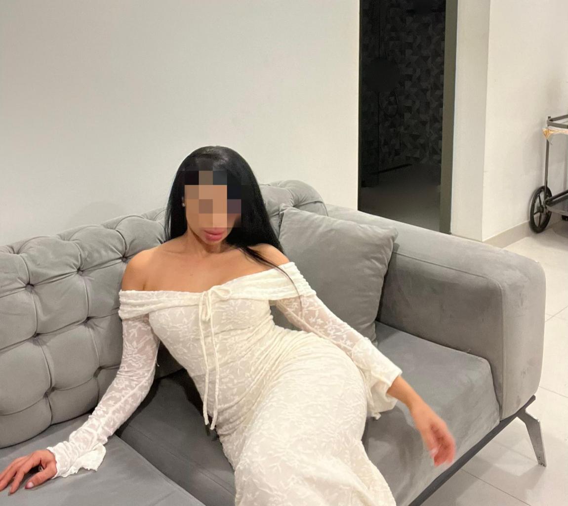 602029792: Chica busca chico en Pontevedra