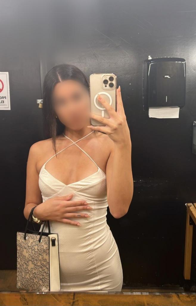 Chica busca chico en Toledo: Chica busca chico