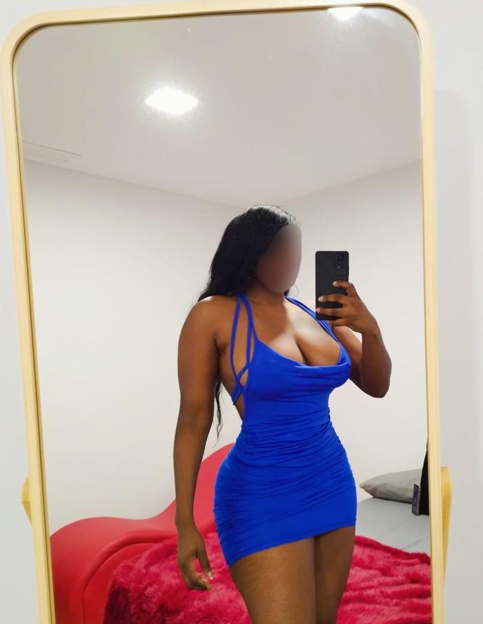 Chica busca chico en La Coruña: 
