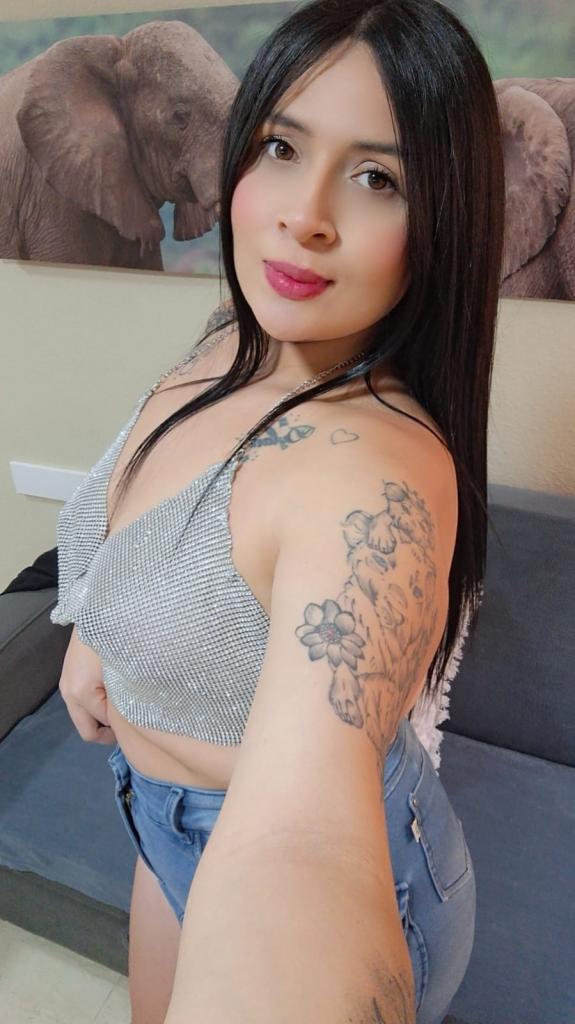 Chica busca chico en Almería: 