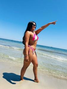 637075082: Chica busca chico en Ibiza
