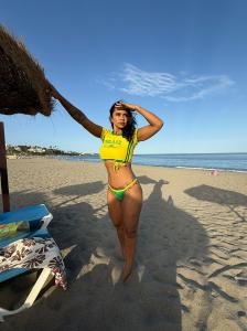 627512137: Chica busca chico en Málaga