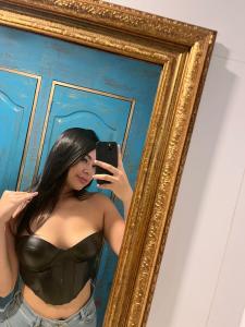 642773617: Chica busca chico en Sevilla